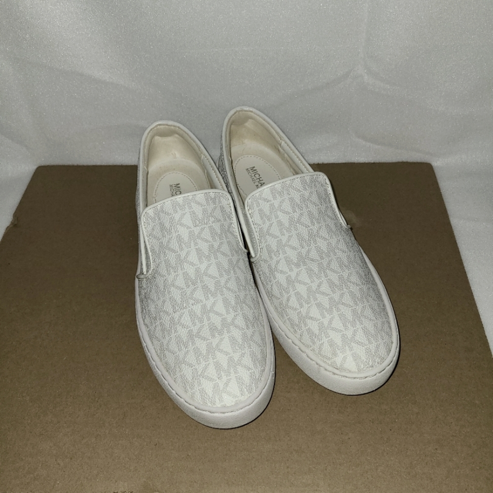 Michael Kors Teddi Slip-On Sneaker Size 6 Signature Logo